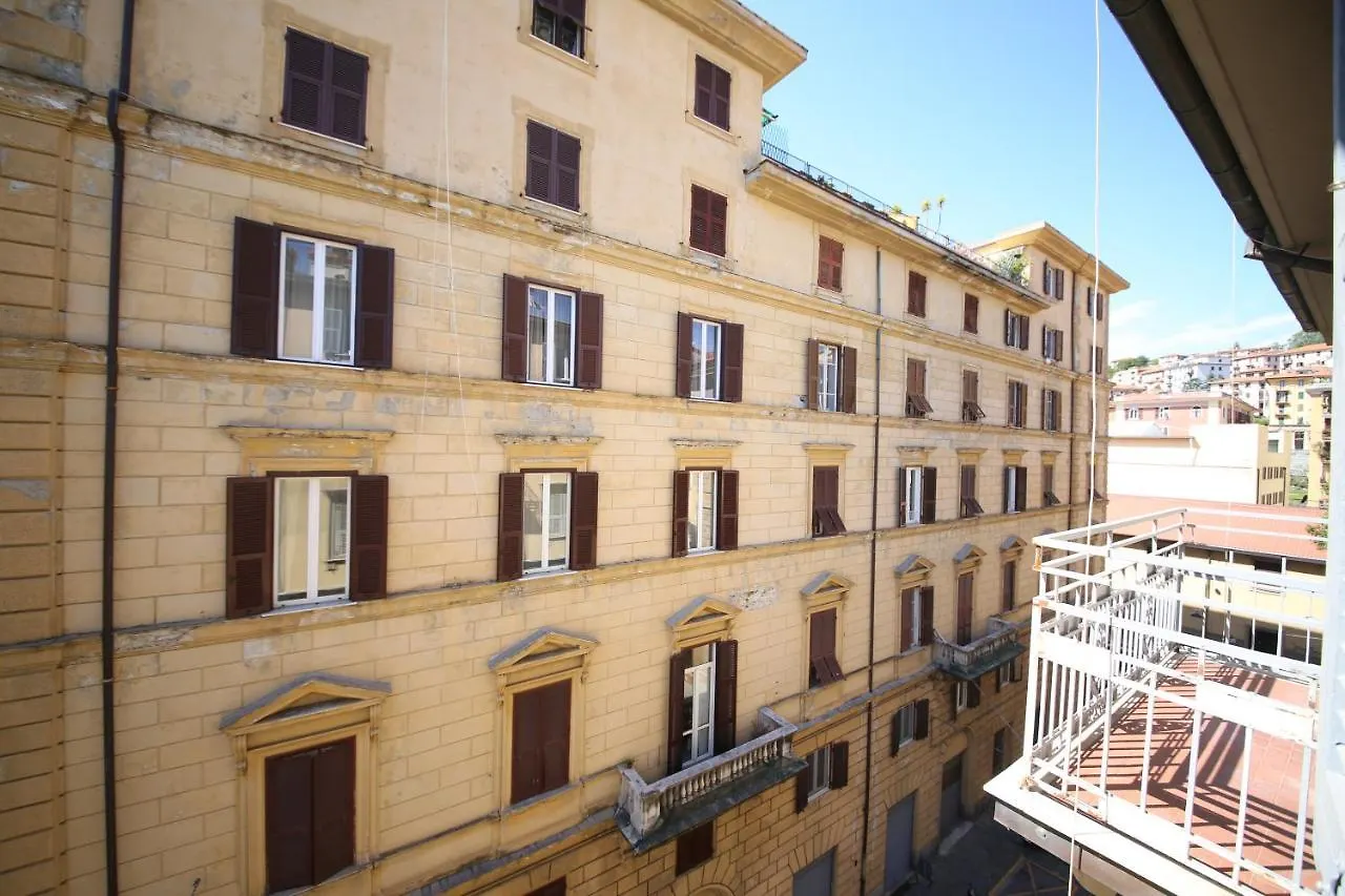 Bed and Breakfast 5Terrehospitality La Spezia Bed & Breakfast
